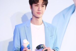 王一博登《VOGUE》封面，五大女刊全满贯背后的时尚密码