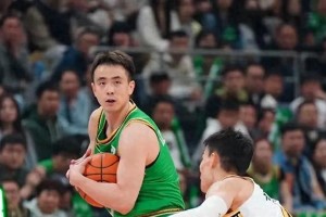 辽宁男篮0-3惨败广厦，内线崩盘暴露重建危机