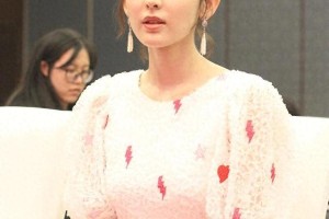 迪丽热巴VS古力娜扎：数据解析颜值战争与审美狂欢